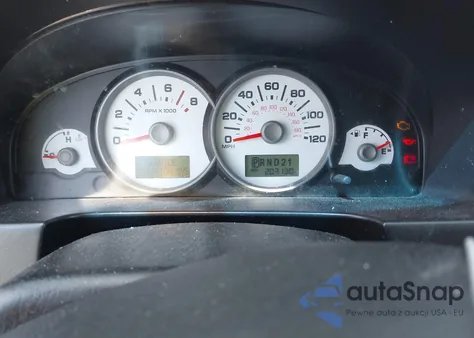 2006 Ford Escape Limited z USA, uszkodzony, nr VIN 1FMCU04146KA73076